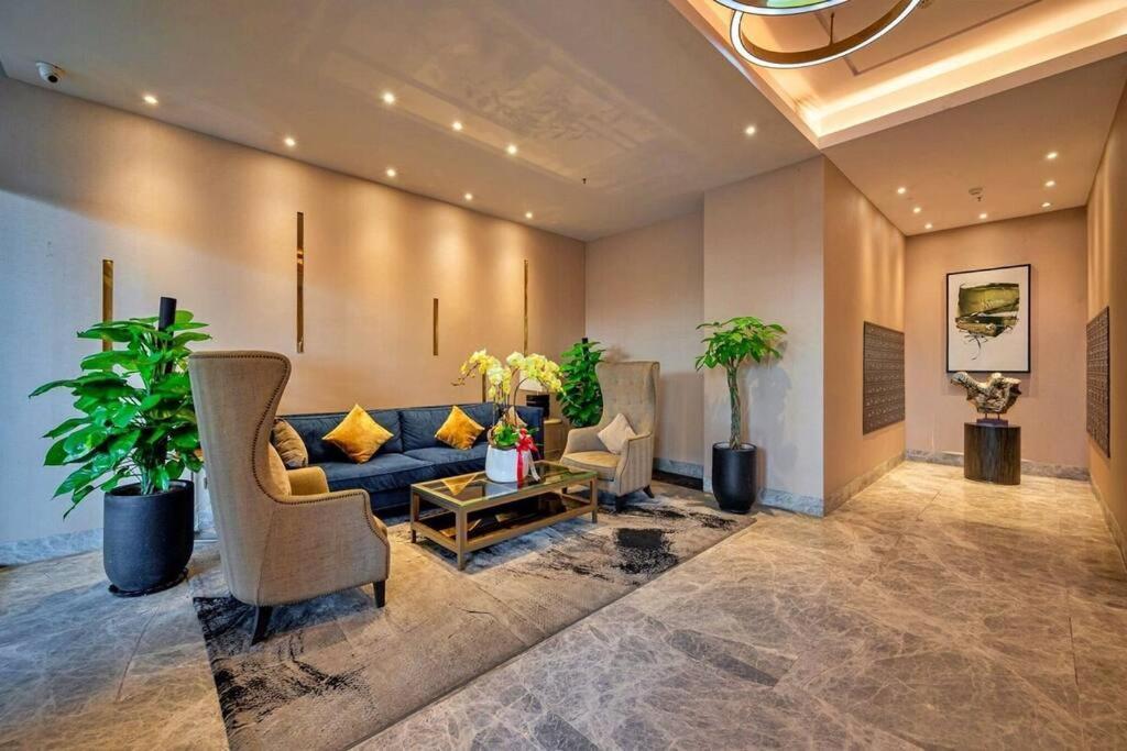 D1Mension 3Br Luxury Condo City Center In Dist 1 Bandar Ho Chi Minh Luaran gambar