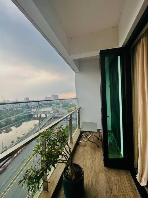 D1Mension 3Br Luxury Condo City Center In Dist 1 Bandar Ho Chi Minh Luaran gambar